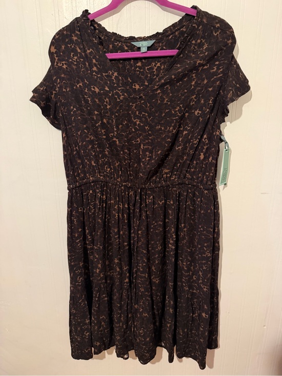 Terra & Sky Dresses & Skirts - Terra and Sky Brown & Black Printed Short Sleeve Drawstring Dress NWT 0X